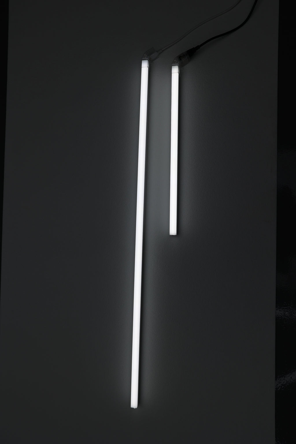 Wall Tube Lighting Detailing